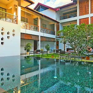 4* Hotel Eighth Bastion - A Cgh Earth Experience